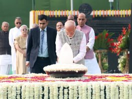 PM Modi Pays Tribute to Atal Bihari Vajpayee at Sadaiv Atal